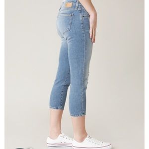 Mavi jeans keira siZe 25 capri jeans. In excellent condition. Stretchy
